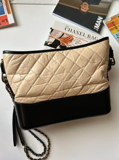 Chanel&nbsp;gabrielle beige medium Rank A