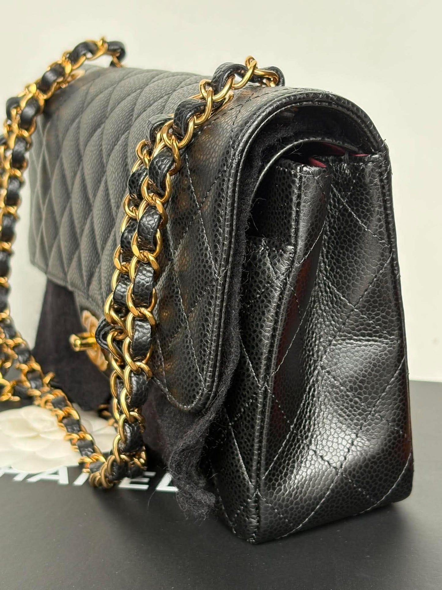 Chanel medium flap ghw micro L2XXAG86 Unused Condition