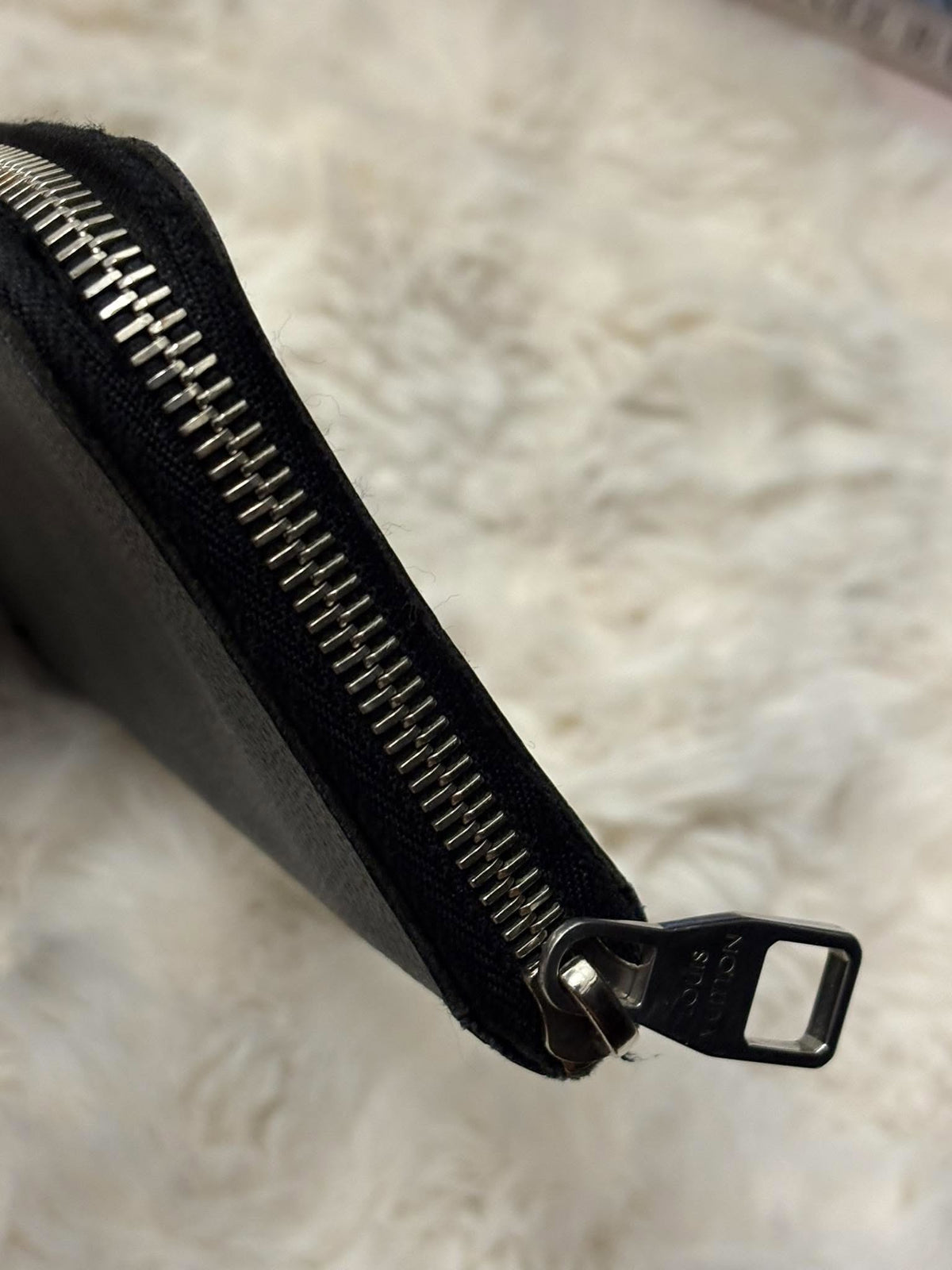 Louis Vuitton Damier Graphite Zippy Wallet LA2196 rank AB