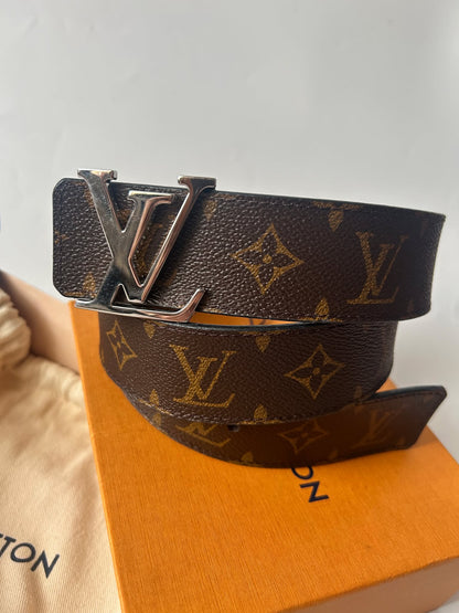 Louis vuitton Initiales mono shw size 85/34&nbsp;