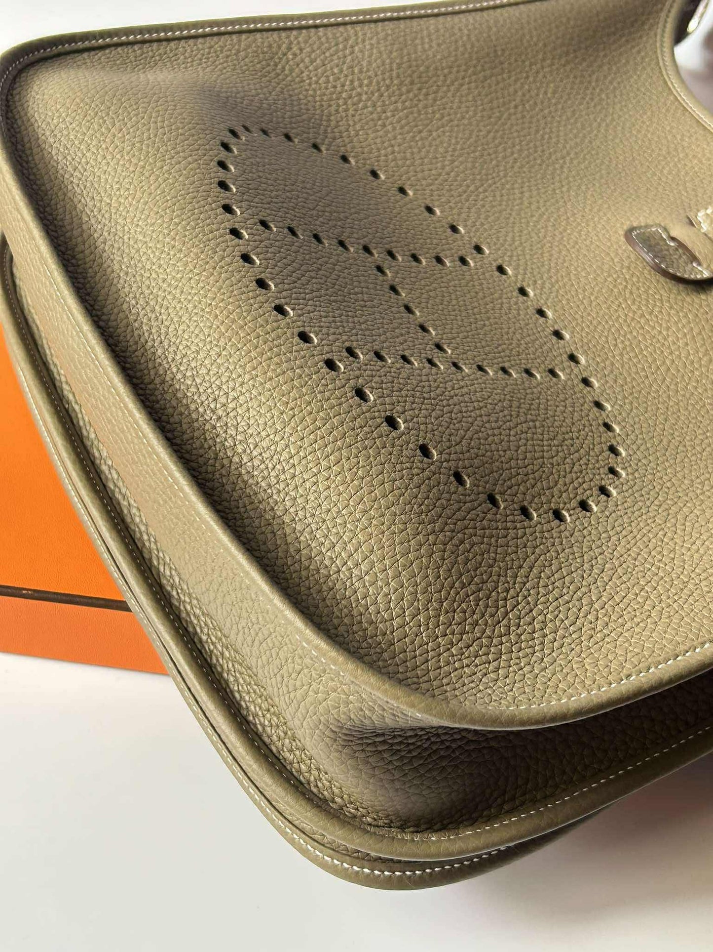 Hermes Evelyn GM eutope phw stamp K brand new
