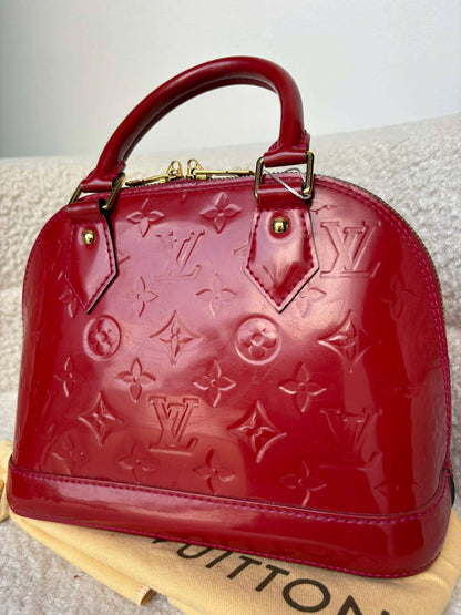 Louis Vuitton Alma bb impriente vernis red ghw M54180
