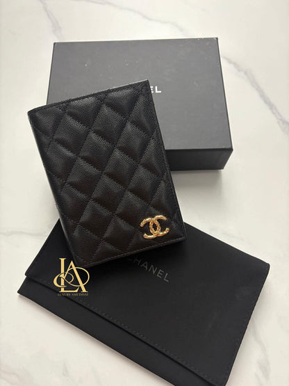 Chanel Passport holder big cc micro H0H63EC8