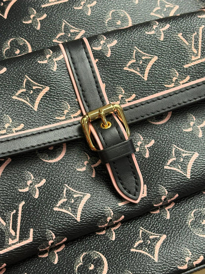 Louis Vuitton neverful black limited edition micro