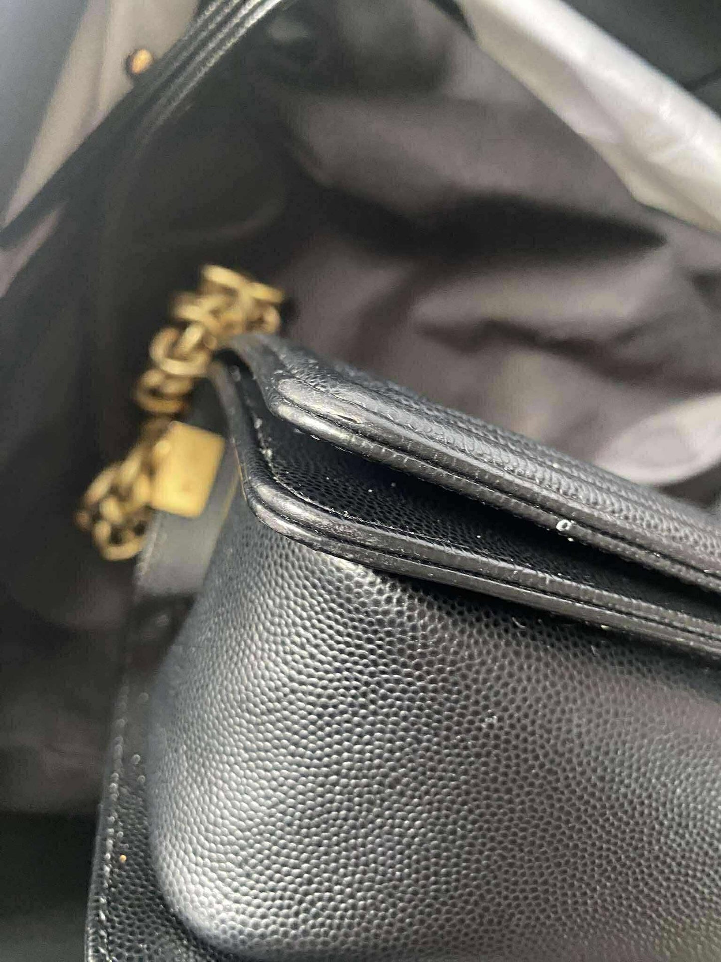 Chanel leboy new med black caviar ghw series 27325601 Rank A