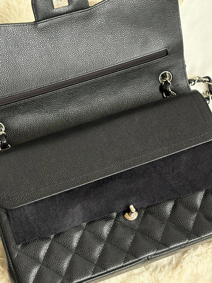 Chanel Jumbo Flap Black Caviar Shw series 19915806 9/10 Excellent Used